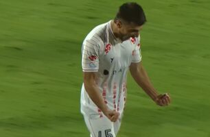 گل سوم پرسپولیس به مس با ضربه صادقی در دقیقه ۹۰+۳ + ویدئو