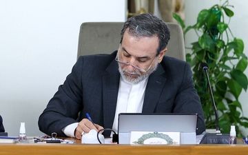 پیام عراقچی پیش از مذاکرات هسته‌ای: با چشمی باز و قاطعانه بر حقوق خود وارد مذاکرات می‌شویم