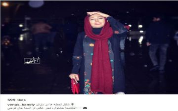 ونوس کانلی، زیر باران در جشنواره فیلم فجر (عکس)
