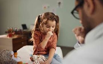 والدین عزیز در مورد سرفه صدروزه بیشتر بدانید!
