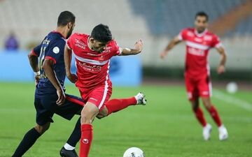  اعتراض باشگاه نساجی به حضور تماشاگران پرسپولیس و تأخیر در آغاز بازی/ مطهری اجازه حضور روی نیمکت را پیدا نکرد

