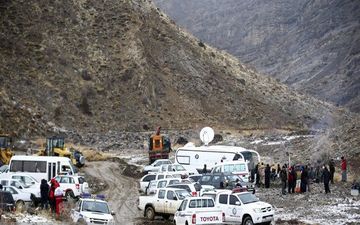 محموله ای از پیکر جانباختگان پروازتهران- یاسوج تحویل پزشکی قانونی شد