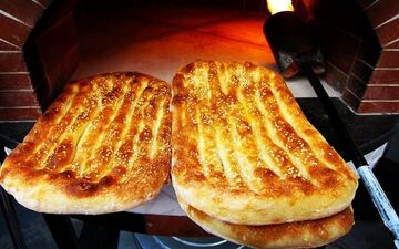 نان بربری خانگی؛ بپزید و لذت ببرید! + طرز تهیه