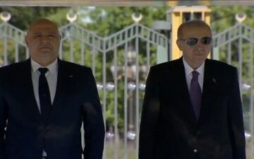 وزیر کار دستور تکمیل پانسیون پزشکان لامرد را پس از پنج سال وقفه صادر کرد