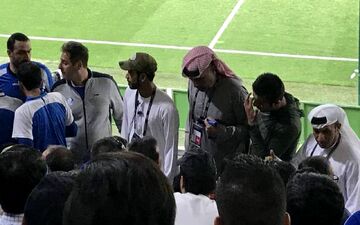 جلوگیری از ورود پرچم‌های ایران به ورزشگاه بن زاید