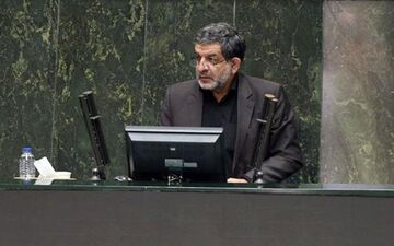 نماینده تهران از تغییر لحظه ای قیمت‌ها انتقاد کرد
