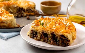 طرز تهیه بورک تابه‌ ای ترکیه‌ ای؛ ساده، سریع و فوق‌العاده خوشمزه!