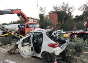 تصادف مرگبار پژو ۲۰۷ در بزرگراه بسیج؛ مرگ زن جوان و دختر خردسال
