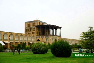 میدان نقش جهان اصفهان- باران