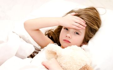 آبریزش بینی و خلط گلوی مزمن ناشی از چیست
