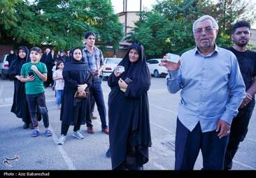 انتخابات ریاست‌جمهوری در تبریز و خرم آباد به روایت تصویر