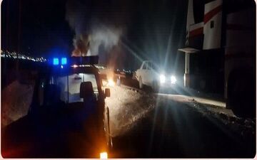 حادثه در محور بروجن؛ آتش‌سوزی اتوبوس بدون تلفات انسانی
