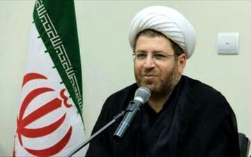 اوقاف با تمام ظرفیت پای کار جهش تولید است/توزیع ۷ هزار بسته اقلام بهداشتی در بقاع متبرکه و مناطق محروم کرمانشاه