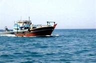قاتل فراری در پوشش قاچاقچی در تور مرزبانان میناب / لنج سرقتی از چنگ سارقان آزاد شد