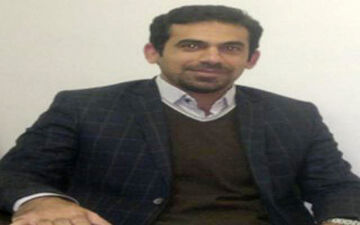 تجلیل انجمن علمی علوم سیاسی رازی از دکتر لقمان قنبری پژوهشگر و نویسنده