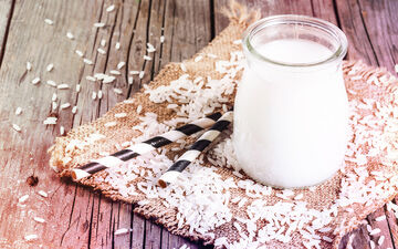 ۵ جایگزین فوق‌العاده برای تامین کلسیم به جای شیر