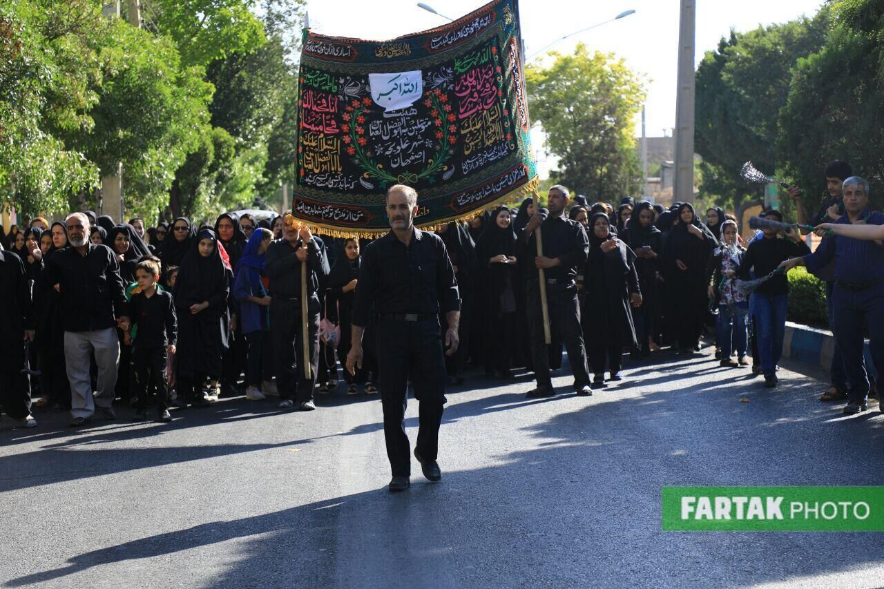 اختصاصی/ گزارش تصویری از مراسم تاسوعای حسینی در شهر علویجه اصفهان