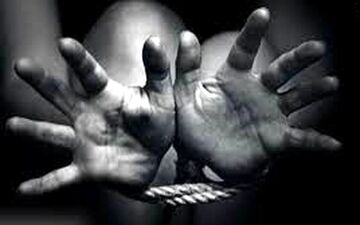 اسیر وسوسه‌های شیطانی صمیمی‌ترین دوست شوهرم شدم/ وقتی همسرم نبود او می آمدم خونه پیش من و...

