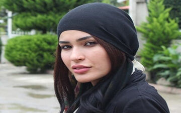 تیپ کافه گردی شیوا طاهری (عکس)