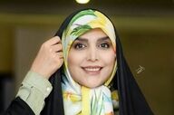 سلفی مژده لواسانی و مهران مدیری؛ خاطره‌ای از پشت‌صحنه کنسرت سال ۱۴۰۴