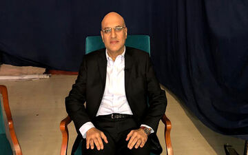 واکنش مدیرعامل استقلال به شایعۀ جدایی حسینی