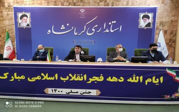 
از بیان آن چه به استان ضربه می‌زند پرهیز کنید/ انقلاب ایران باعث بیداری دنیا شده است