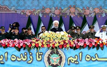  ایران به قدرت نظامی توام باتنش زدایی ادامه می دهد