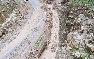 ریزش کوه در ۳۰ نقطه از شهرستان اندیکا