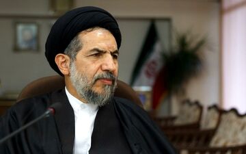 امام جمعه موقت تهران: اهل بیت(ع) جایگاه ممتازی در امت اسلام دارند