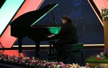  نمایش ساز روی آنتن زنده تلویزیون
