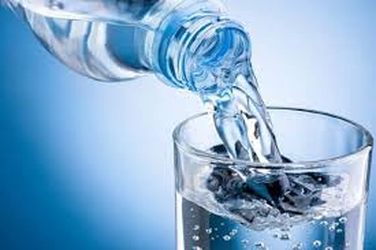 اگر بدانید نوشیدن آب کافی چه خطر بزرگی را از شما دور میکند حتما این موضوع را جدی میگیرید!
