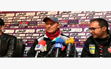 کالدرون: من هم مشکل استراماچونی را دارم/ تا 26 دسامبر به پرسپولیس مهلت می دهم