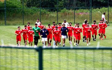 با تصمیم کالدرون، بازیکنان پرسپولیس دو دسته شدند