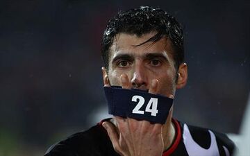 نقشه زشت پرسپولیسی‌ها برای هانی نوروزی/ فقط یک نفر از همه چیز خبر داشت!
