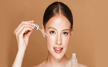 از هیالورونیک تا رتینول: چه سنی سراغ کدوم سرم های پوستی بریم؟