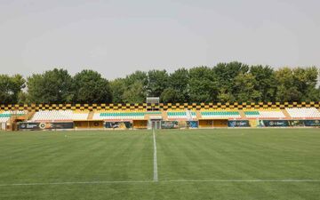 بهره برداری از زمین چمن شماره یک کمپ باغ فردوس