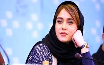 تصویری جالب از پریناز ایزدیار و خواهرش!!+عکس 