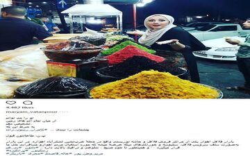 مجری کودک تلویزیون در بازار فلافل اهواز (عکس)