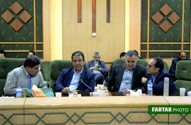 شورای گفت وگو استان کرمانشاه با حضور وزیر تعاون، کار و رفاه اجتماعی