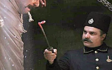 واکنش شکنجه‌گر شازده در سریال بانوی عمارت به ناسزاهای مردم +فیلم 