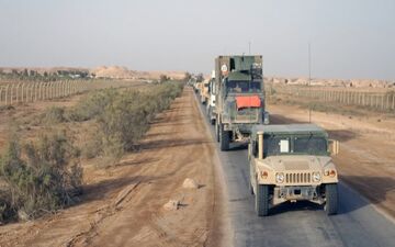 یک کاروان نظامی دیگر آمریکا در مرکز عراق هدف قرار گرفت