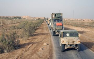یک کاروان نظامی دیگر آمریکا در مرکز عراق هدف قرار گرفت