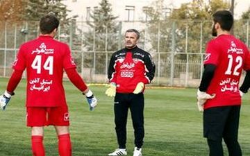 شوخی بامزه پانادیچ با دروازه‌بان پرسپولیس