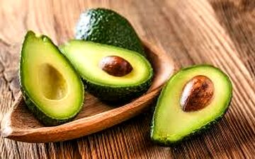 خوردن این میوه هر روز ضروری است