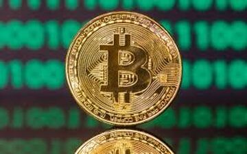 
کاهش قیمت بیت‌کوین/ شرایط مالی آسان‌تر برای بازار رمزارزها مفید است یا مضر؟
