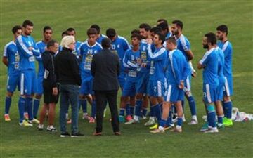 چشمک تاریخی قهرمانی به شفر!