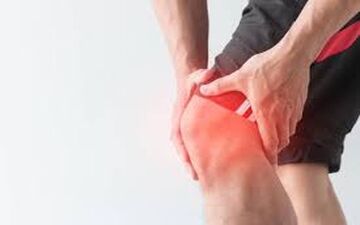 دلایل آب آوردن زانو و راه‌های پیشگیری آن 