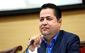 بانک مرکزی از طریق واسطه‌ها به دلال‌ها دلار می‌رساند!