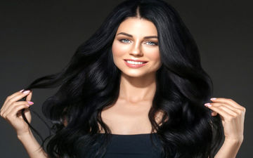 چگونه رنگ موی مشکی را از روی موها پاک کنیم
