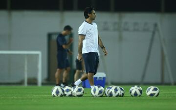 استقلال با تغییرات به آسیا رسید!